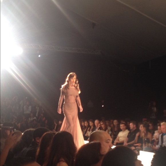 Meet your Posher, Vanessa - Picture 3 of 7